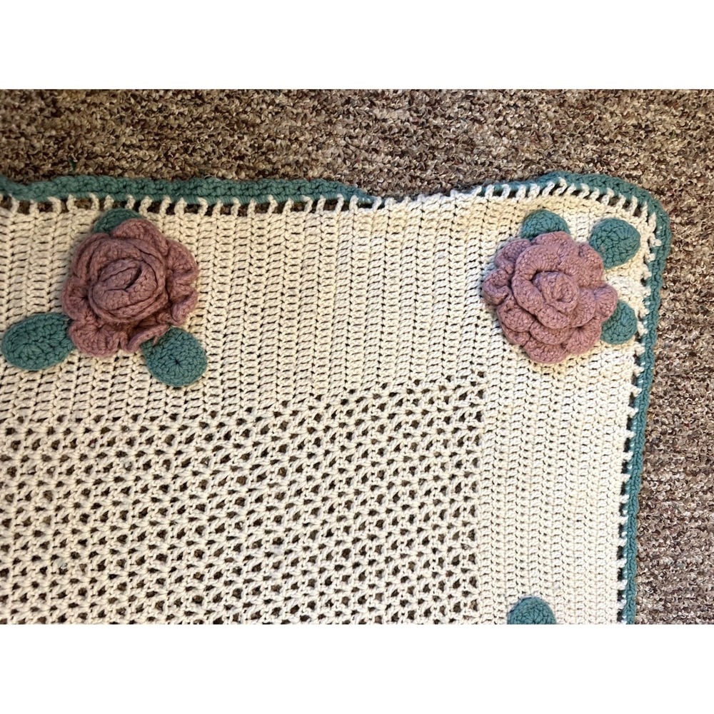 Vintage knit afghan/Throw 3D flowers cream - Picture 5 of 9
